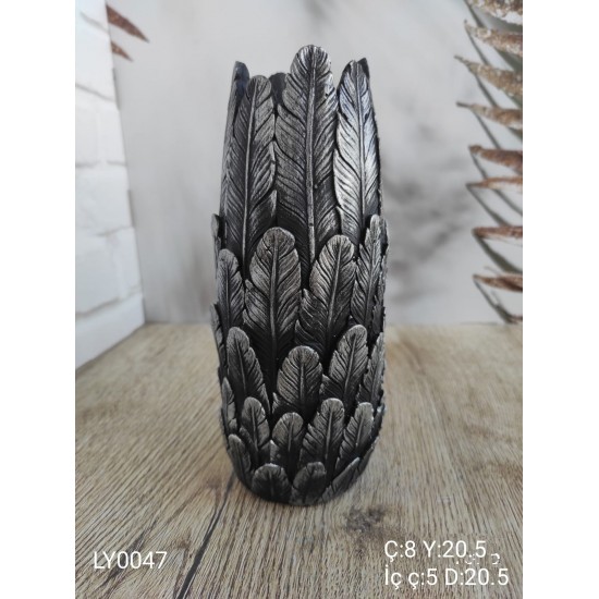 LY0047 TÜY YAPRAKLI VAZO 20.5CM